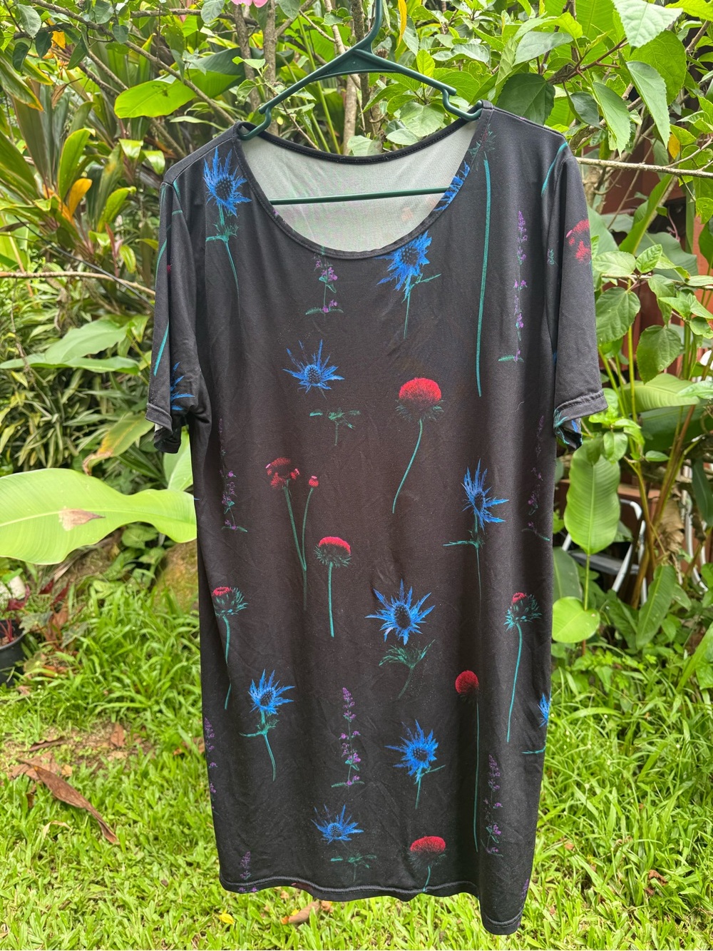 Black Floral Short-Sleeve Women’s Top - Blue & Red Print